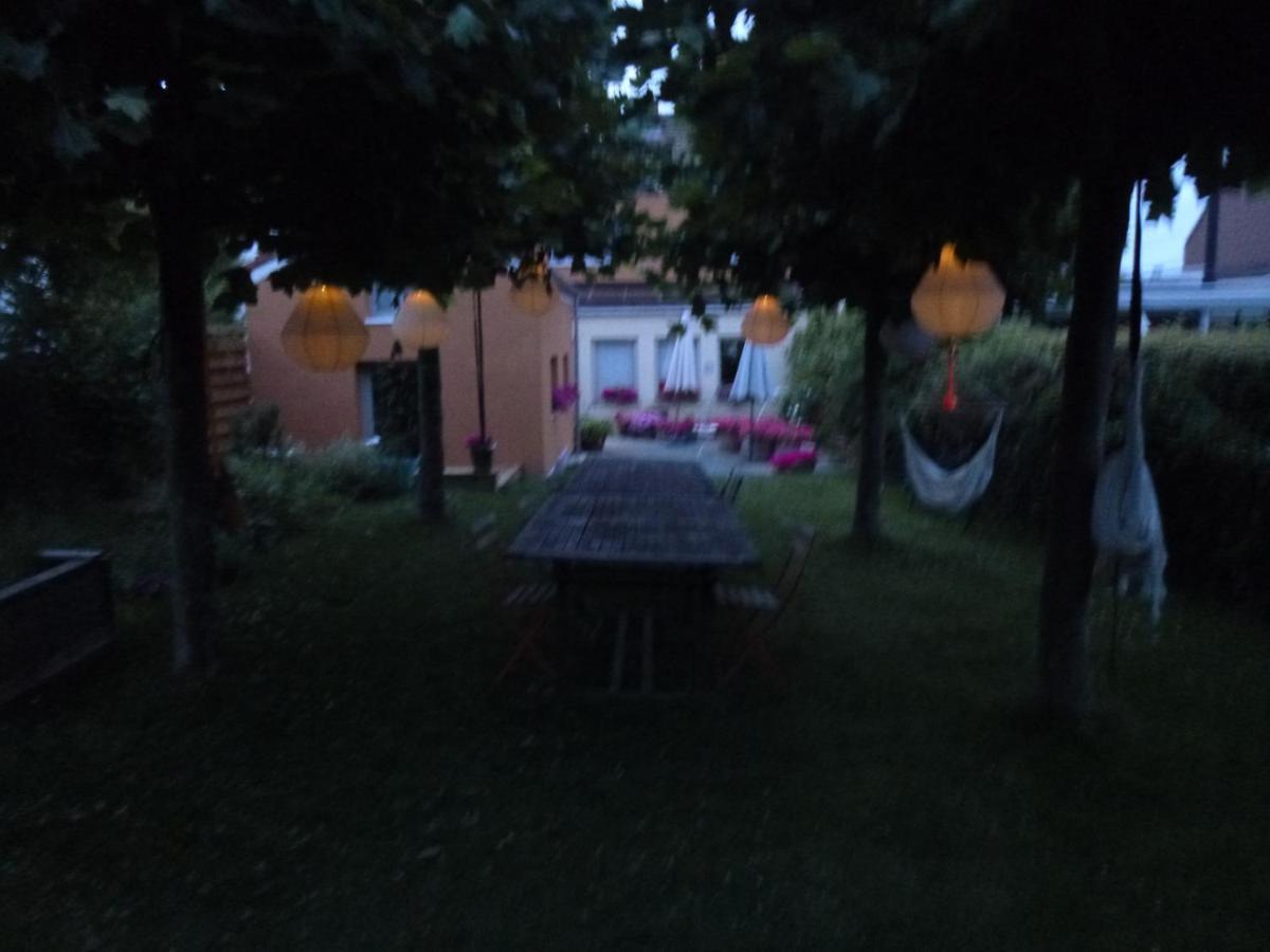 Beatrice'S Gardens Bed & Breakfast Nivelles Dış mekan fotoğraf